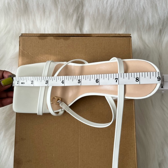 Womens Square Toe Sandals with heel - Picture 6 of 7